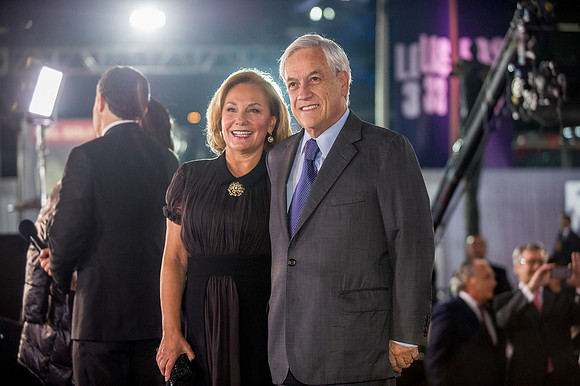 2015.08.02 | Alfombra Roja - Los 33