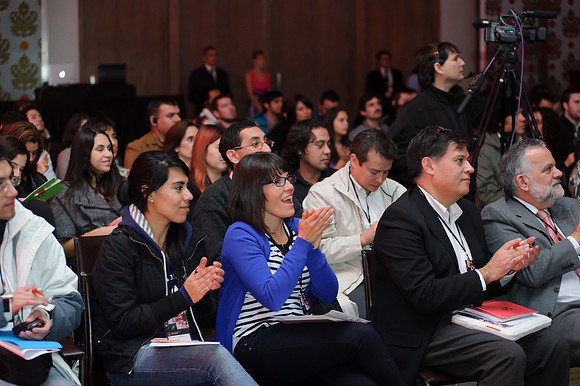 2012.05.26 | Lanzamiento Adobe CS6